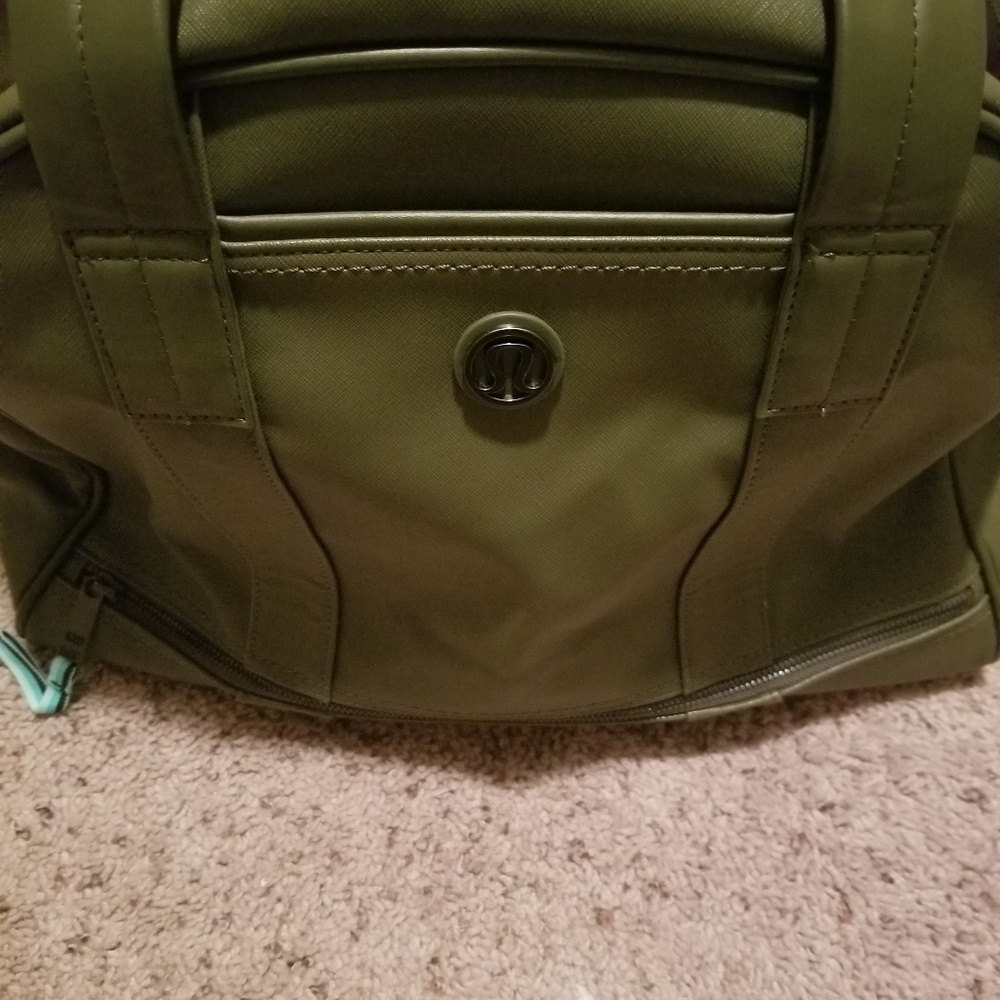 Lululemon bag